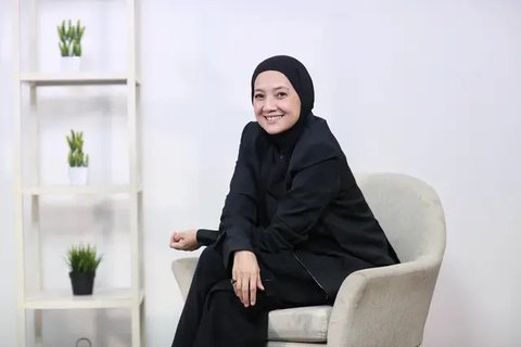 Film Arisan! membuat Cut Mini jatuh hati pada akting. Setelahnya ia bermimpi bisa kerja bareng Riri Riza dan Mira Lesmana. Mimpi terkabul lewat Laskar Pelangi.