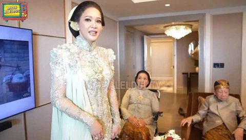 Irwan Mussry, suami Maia Estianty, disebut sebagai sponsor utama dalam pernikahan Al Ghazali dan Alyssa Daguise. Hal ini diungkap sendiri oleh Maia Estianty di vlog terbarunya. Maia mengungkapkannya dengan suasana yang hangat dan penuh canda.