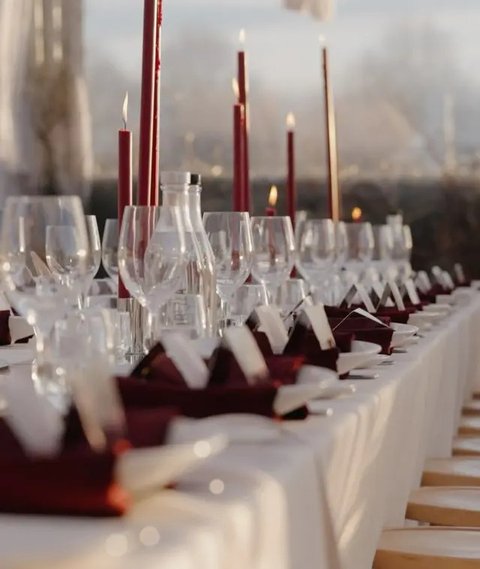 10 Momen Resepsi Pernikahan Amanda Rawles, Penuh Kemewahan dan Romansa (sumber: Instagram/amandarawles)