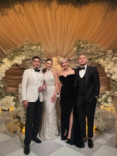Resepsi pernikahan Al Ghazali dan Alyssa Daguise di salah satu hotel mewah bintang lima di Jakarta, Senin (16/6/2025). BCL dan Tiko Aryawardhana hadir. (Foto: Dok. Instagram @itsmebcl)