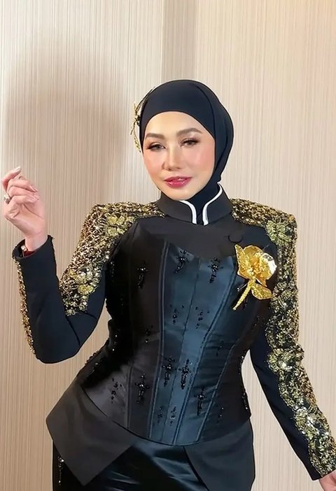 Potret Artis 90an yang Hadir di Ngunduh Mantu Al Ghazali dan Alyssa Daguise/Instagram/@elvy_sukaesih