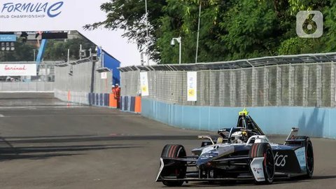 Formula E 2025 dipastikan hadir lebih istimewa dengan diperkenalkannya mobil Gen3 Evo. (Liputan6.com/Herman Zakharia)