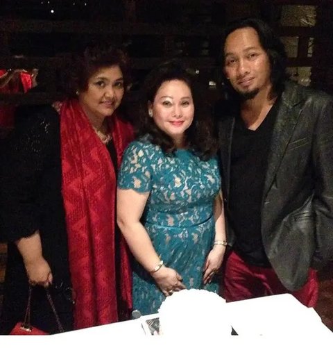 Potret Terbaru Tri Hanurita Mantan Istri Irwan Mussry (instagram.com/lalahamid)