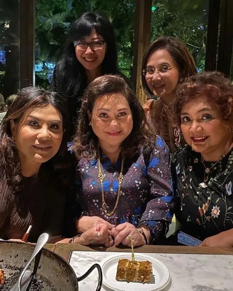 Potret Terbaru Tri Hanurita Mantan Istri Irwan Mussry (instagram.com/lalahamid)