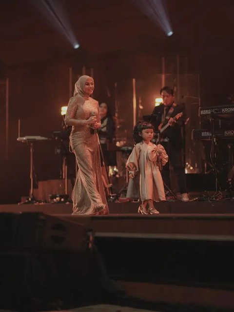 Momen Aurel, Ameena dan Kris Dayanti di 1 Panggung