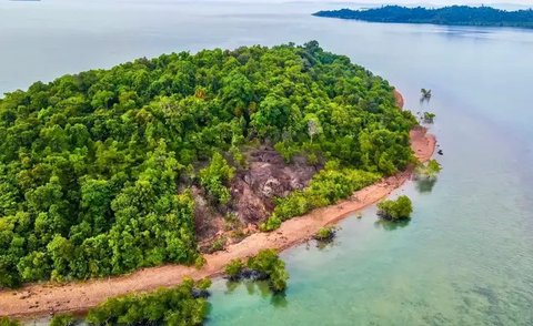 Penampakan Viral Pulau Indonesia Dijual Rp 12 Miliar (Sumber: Tiktok/fhomesjkt)