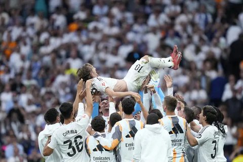 Luka Modric telah menjalani laga terakhirnya bersama Real Madrid ketika bersua Real Sociedad pada laga pekan ke-38 La Liga musim ini di Santiago Bernabeu, Sabtu (24/5/2025) malam WIB. (AP