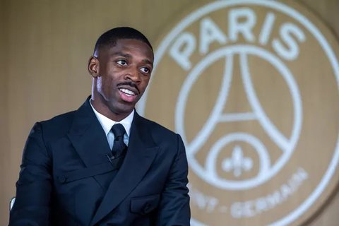 Ousmane Dembele resmi menjadi pemain baru PSG setelah diboyong dengan transfer 50 juta euro dari PSG (tiwtter/Ousmane Dembele)