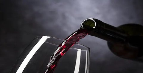 Ilustrasi minuman alkohol. (Sumber: Pixabay/Vonitacerium)