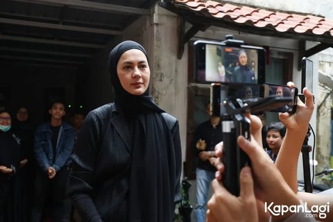 <p>Soal kewajiban nafkah, Alvon juga menyampaikan bahwa Baim Wong telah lebih dulu memenuhi kewajibannya bahkan sebelum ikrar talak dilangsungkan di pengadilan. "(Nafkah diberikan) beberapa hari sebelum ikrar talak sudah harus dipenuhi dalam proseduralnya," pungkasnya.</p>