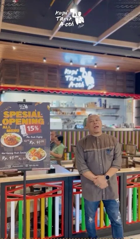 <p>Video tersebut rupanya hanya konten hiburan yang dibuat Edwin secara sengaja. Ia menegaskan bahwa kondisinya baik-baik saja dan kehidupannya saat ini justru cukup mapan.</p>