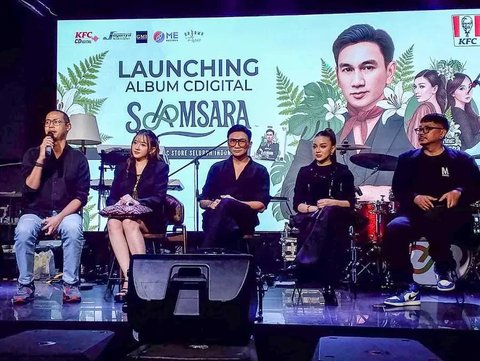 <p>"Lagu ini tuh, Menunggu Kamu sama Dia itu dinyanyiin yang pertama sama Aca Husna. Yang kedua sama Meisita Lomania. Jadi karena memang 2 lagu itu udah terlalu melekat sama saya ya," ujarnya.</p>