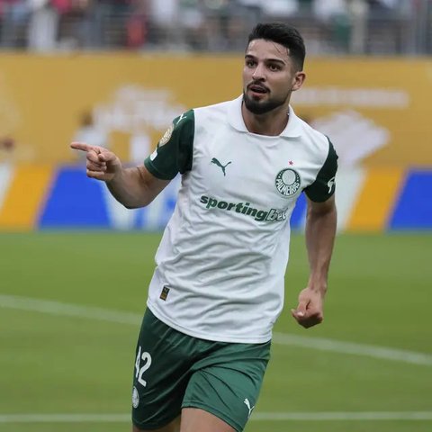 Jose Manuel Lopez dari Palmeirasberselebrasi setelah mencetak gol dalam pertandingan Grup A Piala Dunia Antarklub antara Palmeiras dan Al Ahly di East Rutherford, New Jersey, Kamis, 19