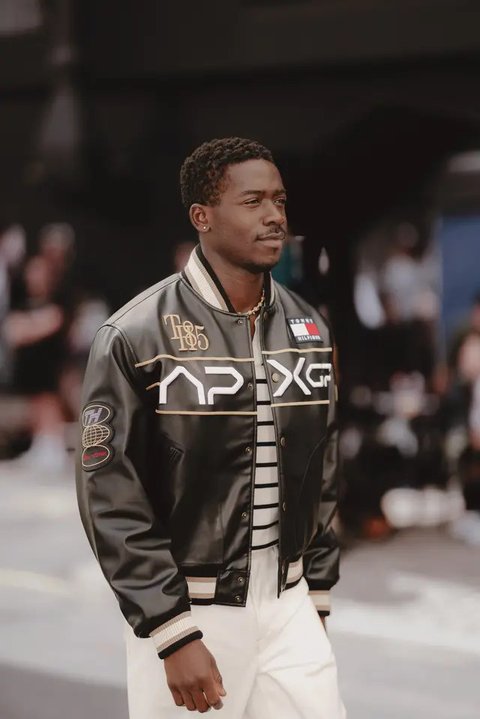 Intip koleksi terbaru Tommy Hilfiger yang dipakai untuk F1 The Movie (Tommy Hilfiger)