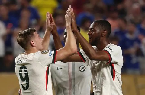 Chelsea menutup pertandingan dengan kemenangan 3-0 atas Esperance de Tunis setelah Tyrique George mencetak gol ketiga untuk The Blues pada menit-menit akhir. (FRANCK FIFE/AFP)