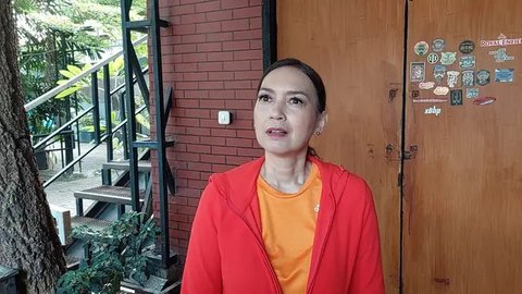 Ira Wibowo di Kawasan Tendean, Jakarta Selatan, Senin (30/6/2025). (Via M. Altaf Jauhar)