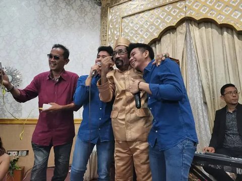 Potret Kenangan Hamdan ATT (@realhamdan.att)