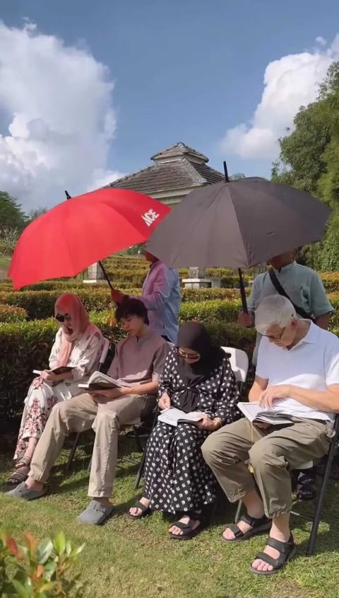 Potret BCL Nyekar ke Makam Bareng Keluarga Mendiang AshrafInstagram Bunga Citra Lestari