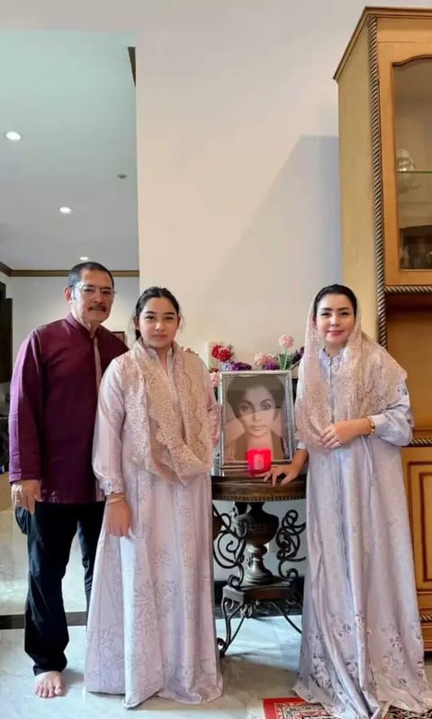 Model Gamis Mayangsari yang Bikin Penampilannya Selalu BerkelasInstagram @mayangsari_official