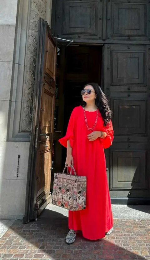 Model Gamis Mayangsari yang Bikin Penampilannya Selalu BerkelasInstagram @mayangsari_official