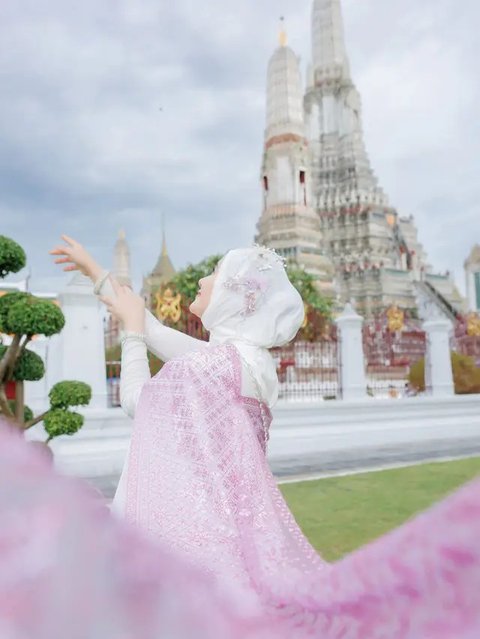 Gaya Liburan Ryana Dea di Thailand, Penampilannya Disebut Bak Bidadari (sumber: Instagram/ryana_dea)