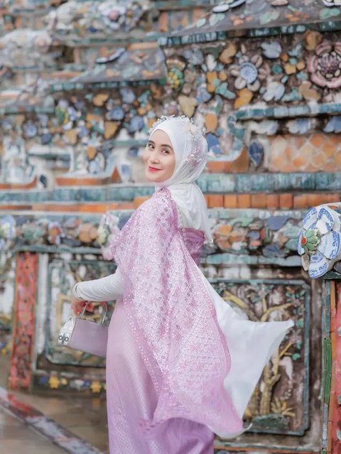 Gaya Liburan Ryana Dea di Thailand, Penampilannya Disebut Bak Bidadari (sumber: Instagram/ryana_dea)