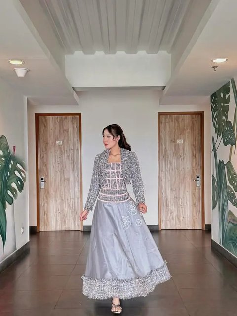 Potret Long Dress ala Yeni Inka (@yeniinka)