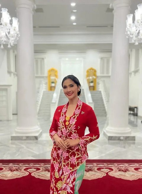 Potret Model Sanggul Maudy Koesnaedi/Instagram/@maudykoesnaedi