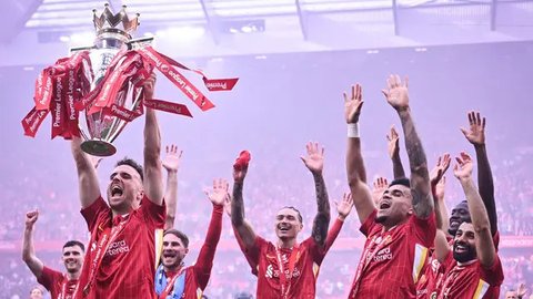 Selebrasi striker Liverpool, Diogo Jota usai mencetak gol pertama timnya ke gawang Ipswich Town pada laga pekan pertama Premier League 2024/2025 di Portman Road Stadium, Ipswich, Sabtu (17/8/