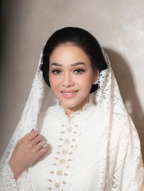 Maia Estianty Dulu saat Remaja dan Sekarang Usia 49 Tahun (Foto: Instagram @maiaestyantireal)