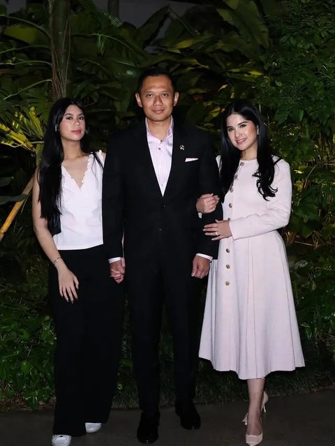 Gaya Annisa Yudhoyono dan AHY saat Rayakan Hari Pernikahan