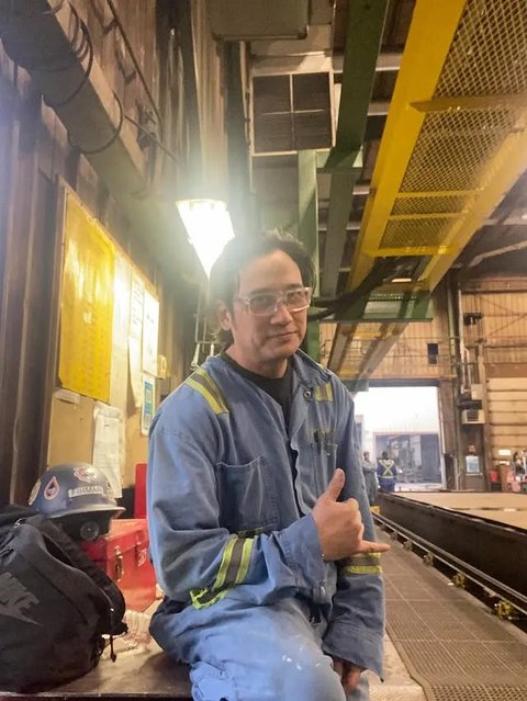 Tengku Firmansyah Bagikan Momen Pekerjaannya Sebagai Tukang Las di Kanada