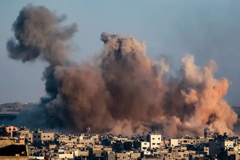 Israel terus melancarkan serangan udaranya ke sejumlah wilayah di Jalur Gaza. (Bashar TALEB/AFP)