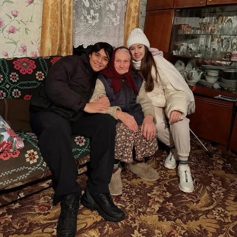 Potret kebersamaan Billy Syahputra dan Vika Kolesnaya (instagram.com/bilsky16/vika.kolesnaya)