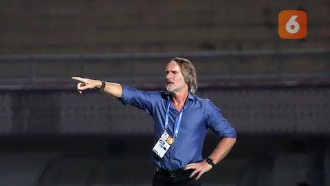 Port FC meraih kemenangan 2-1 atas Dewa United pada laga lanjutan Grup B Piala Presiden 2025 di Stadion Si Jalak Harupat, Kabupaten Bandung, Kamis (8/7/2025) sore WIB. Berkat hasil it