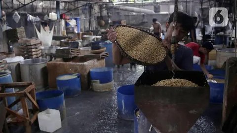 FOTO: Fokus Sektor Produksi, Penyaluran KUR Capai Rp131,84 Triliun hingga Juni 2025
