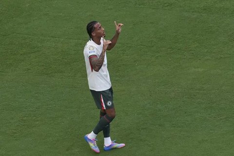Selebrasi Ousmane Dembele dalam laga PSG vs Real Madrid di semifinal Piala Dunia Antarklub 2025, Kamis (10/7/2025). (AP Photo/Pamela Smith)