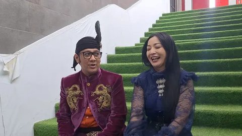 Andre Taulany dan Hesti Purwadinata di Karnos Film, Kawasan Depok, Jawa Barat, Sabtu (19/7/2025). (Dok. via M. Altaf Jauhar)