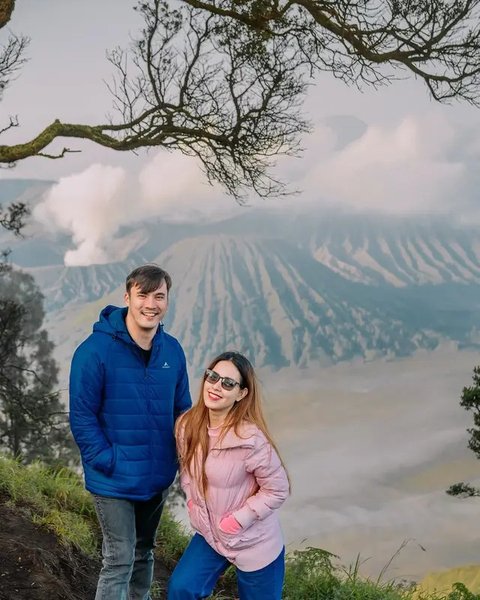 Rendy Kjaernett dan Lady Nayoan. [IG: @rendykjaernett1]