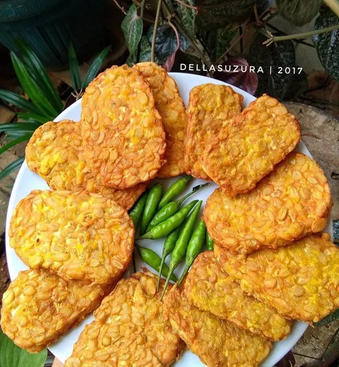 Aneka camilan yang mengandung gula berlebih (Foto: Freepik/KamranAydinov).