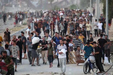 WFP menyebut stok penting seperti beras, minyak sayur, dan kacang-kacangan akan habis dalam satu sampai tiga hari mendatang. (AP Photo/Hatem Ali)