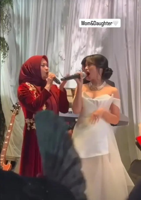 Aldi Bragi Duet dengan Ikke Nurjanah (Instagram @ikkenurjanah0518)