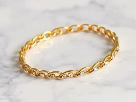 Gelang Bertabur Berlian Mini/Model Gelang Emas 375 Terbaru (Sumber: gemini.com)