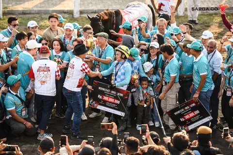 Kuda King Argentin dari Jawa Barat resmi meraih gelar Triple Crown Indonesia. (dok. Sarga.co)