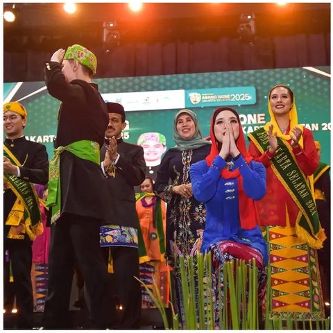 Isabel Azhari, putri Ayu Azhari raih gelar None Jakarta Selatan 2025. [IG: @isabel.azhari]