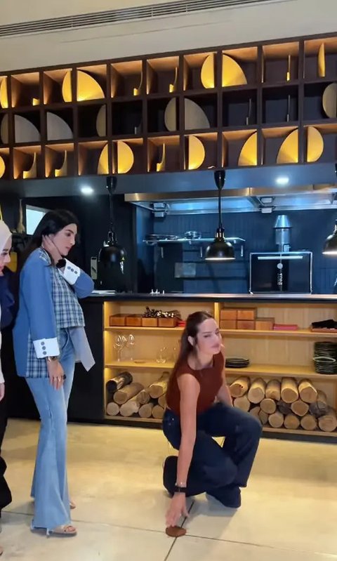 Foto-Foto Geng Cendol Gelar Arisan di Awal 2025, Penuh Keseruan dan Kekompakan (sumber: Instagram/ramadhaniabakrie)