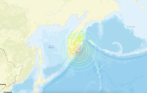 Pemandangan tepi pantai di salah satu resor di Maui, Hawaii. (dok. Instagram @fsmaui/https://www.instagram.com/p/DHR9giTs9cQ/?hl=en/Dinny Mutiah)