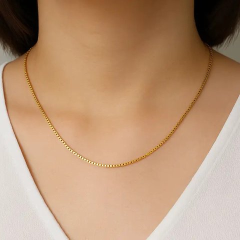 Model Kalung Emas 3 Gram Terbaru untuk Leher Pendek/AI
