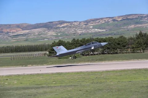 Pesawat tempur KAAN produksi Turkish Aerospace (Dok tusas.com)