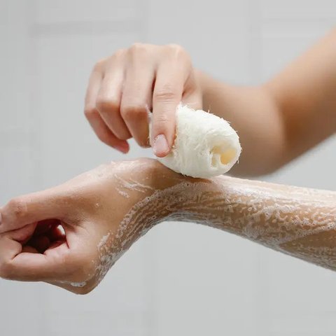 Rasakan pengalaman seru berbelanja kosmetik di Plaza Senayan Beauty Week (Foto: unsplash)